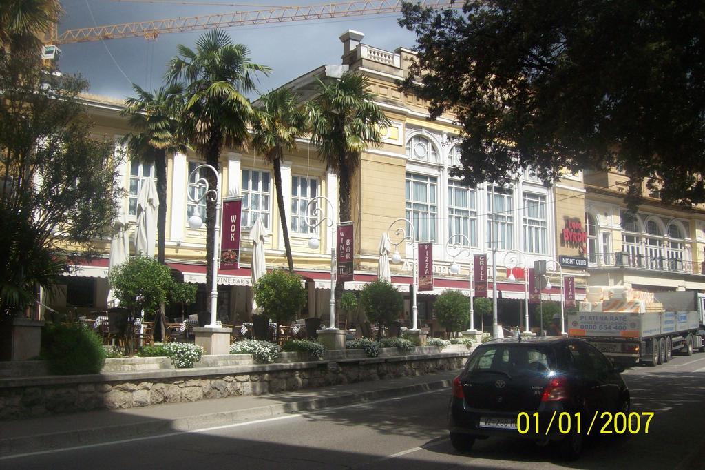 Apartment Kutlesa Volosko Exterior photo
